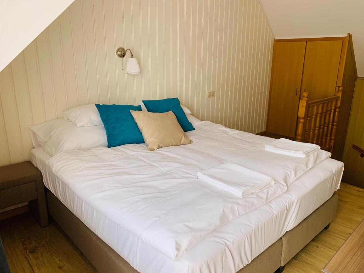 Egria Apartments Bagian luar foto