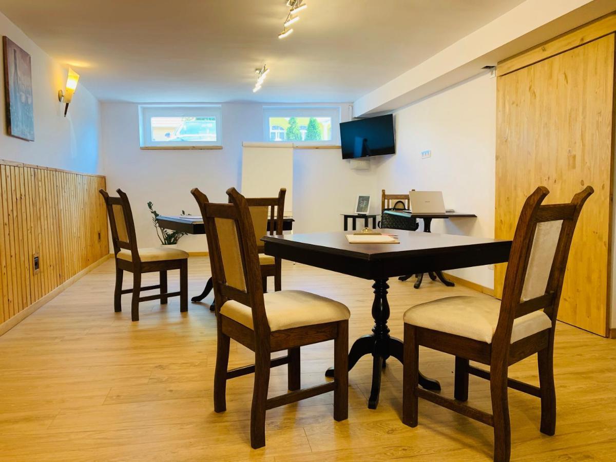 Egria Apartments Bagian luar foto